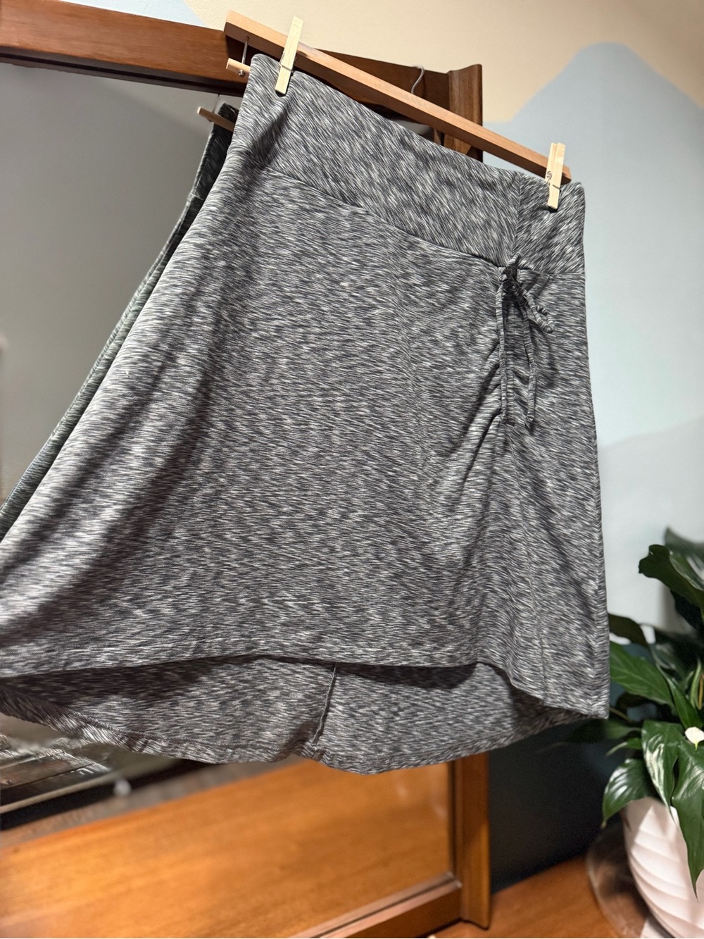 The North Face Women’s Cypress Skirt grey NWOT Medium